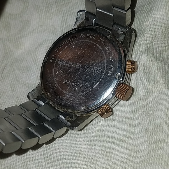 MK Watch - Picture 2 of 2